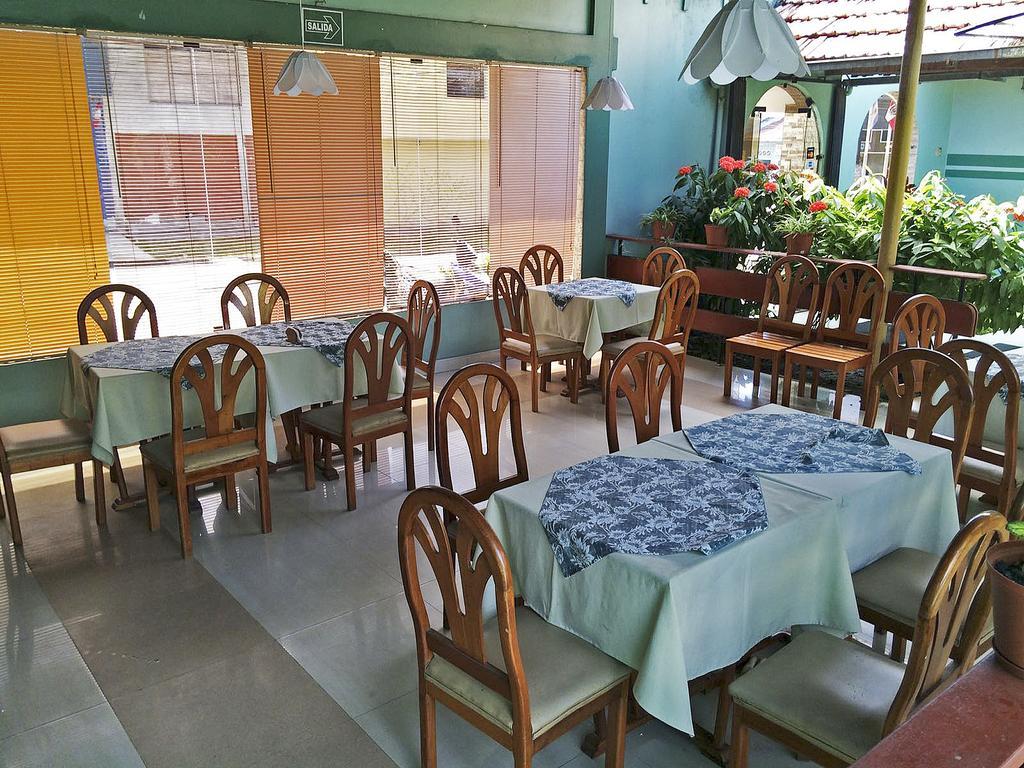 Hotel & Suites La Posada De Lobo Iquitos Eksteriør billede