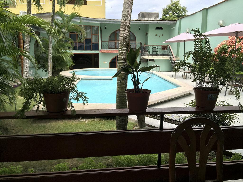 Hotel & Suites La Posada De Lobo Iquitos Eksteriør billede