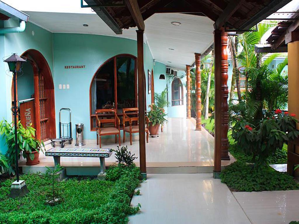 Hotel & Suites La Posada De Lobo Iquitos Eksteriør billede